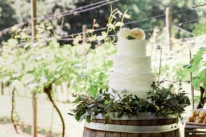 Bruidstaart in Engelse stijl met fondant