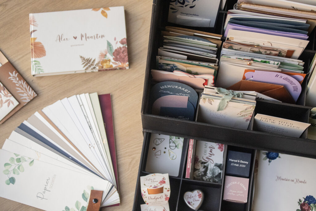 Trouwdrukwerk in verschillende vormen en maten