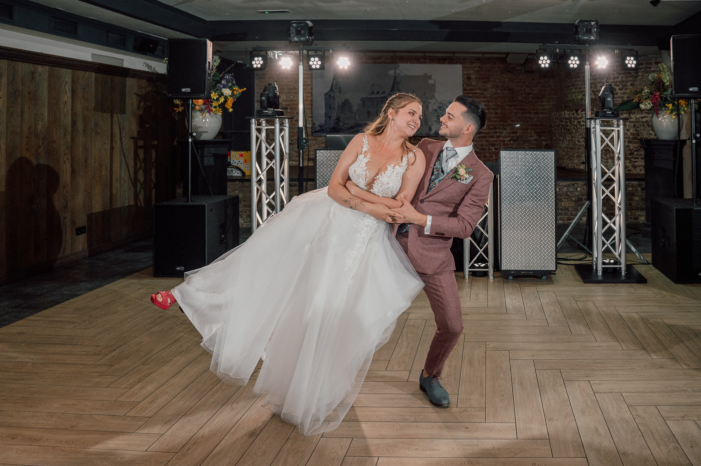 Openingsdans bruidspaar in Ridderzaal Kasteel