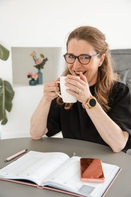 wedding planner drinkt graag een kop thee