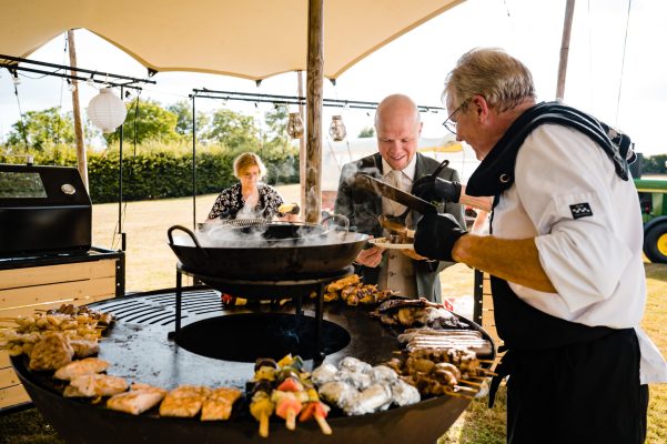 Barbecue catering door ViniQ Events