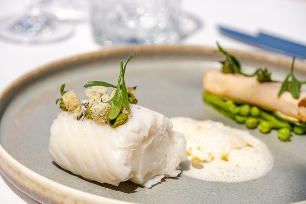 Gerecht op bord voor diner bruiloft